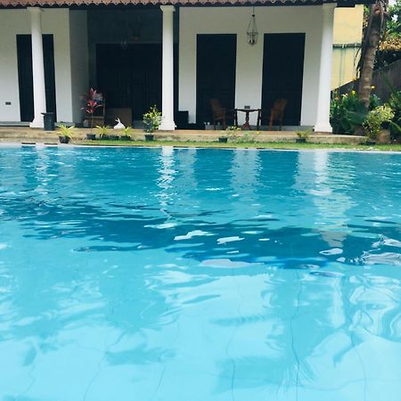 Villa Conch By Om Hikkaduwa Extérieur photo
