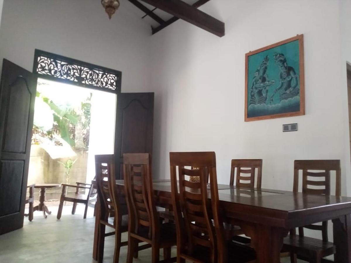 Villa Conch By Om Hikkaduwa Extérieur photo